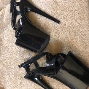 Black Pleaser scrappy platform heels